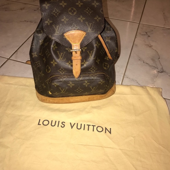 Louis Vuitton Handbags - CERTIFIED Auth. LV Mono. Montsouris Backpack💖